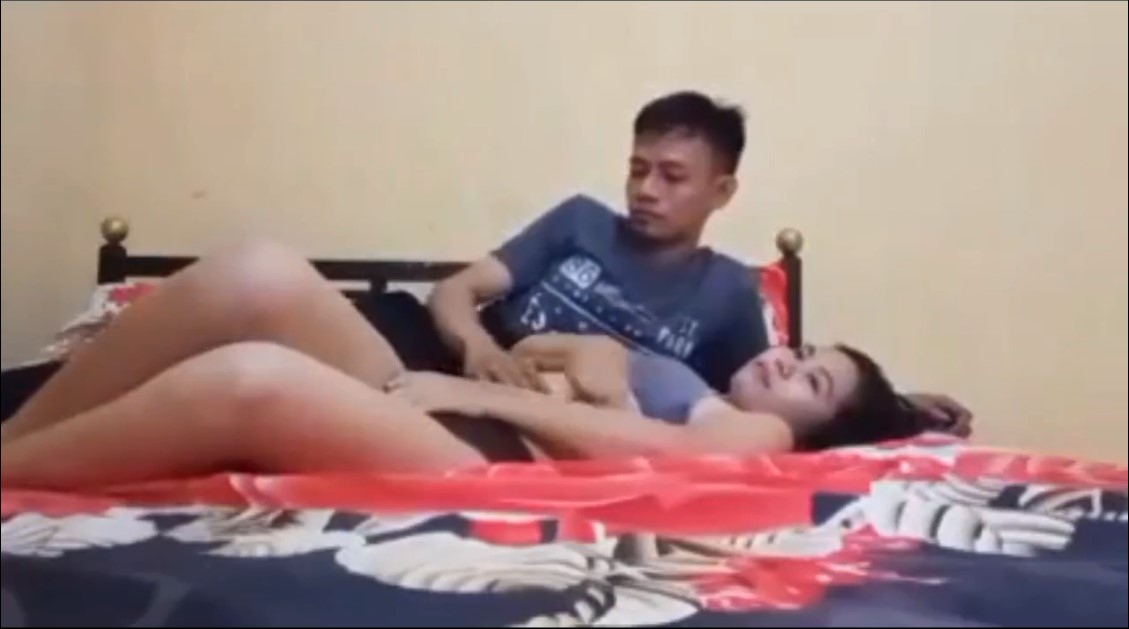 Bokep Indo Ayu nganjuk selingkuh pas suami kerja