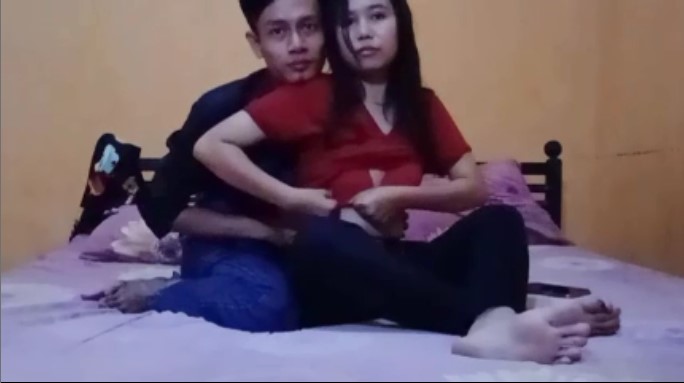 Bokep Indo Ayu nganjuk malem minggu selingkuh di rumah