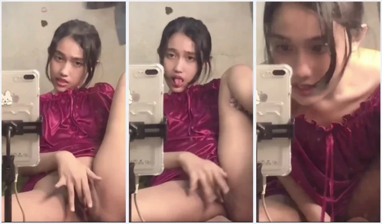 Bokep Riie Nana vcs sambil colmek